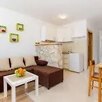Apartment Apartmani Bregovec Maslenica Maslenica