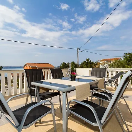 Apartmani Bregovec Maslenica Apartment Maslenica