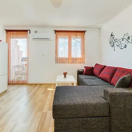 Bregovec * 马斯莱尼察